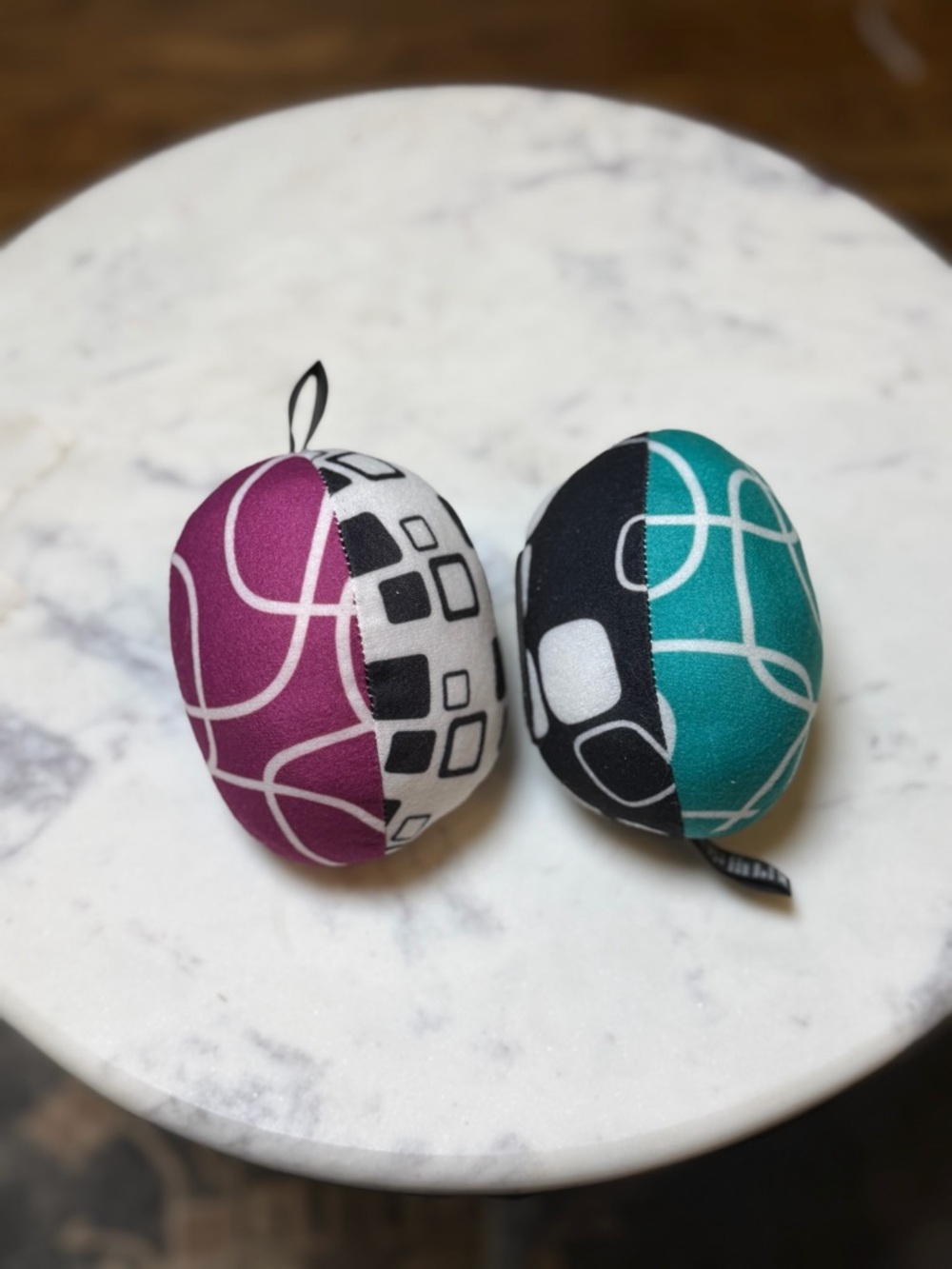 4moms MamaRoo Replacement Toy Balls – 2 Plush Hanging Balls for Swing